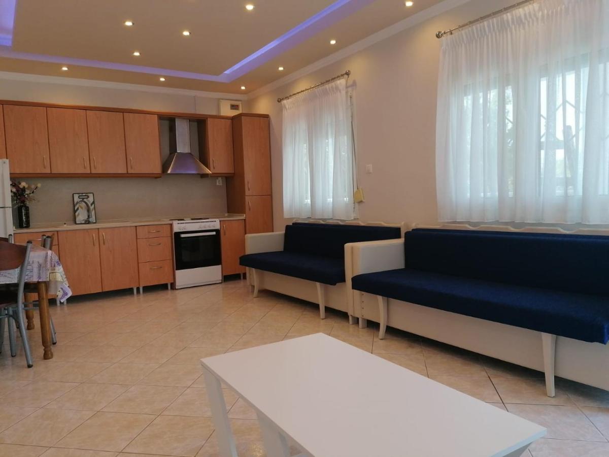 Aurora Home Nea Kallikrateia Kültér fotó